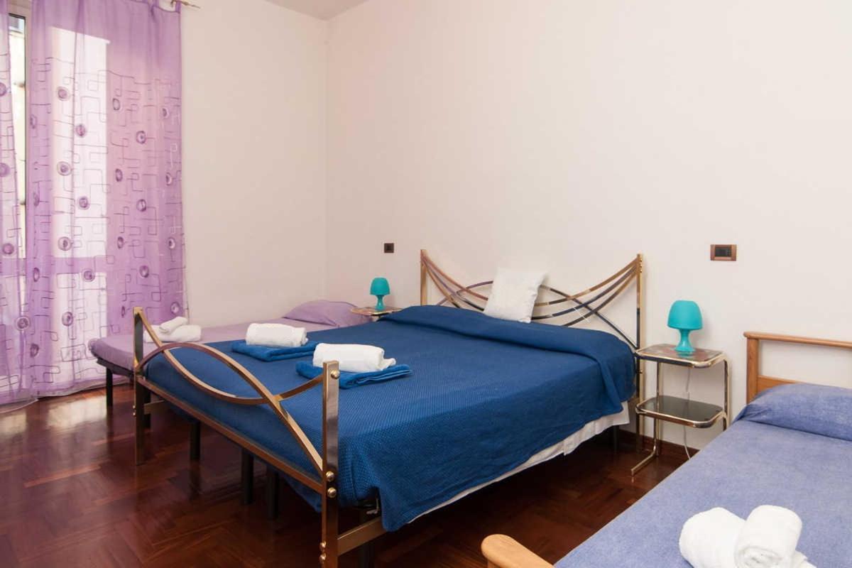 Termini Colosseum Apartment Рим Екстер'єр фото